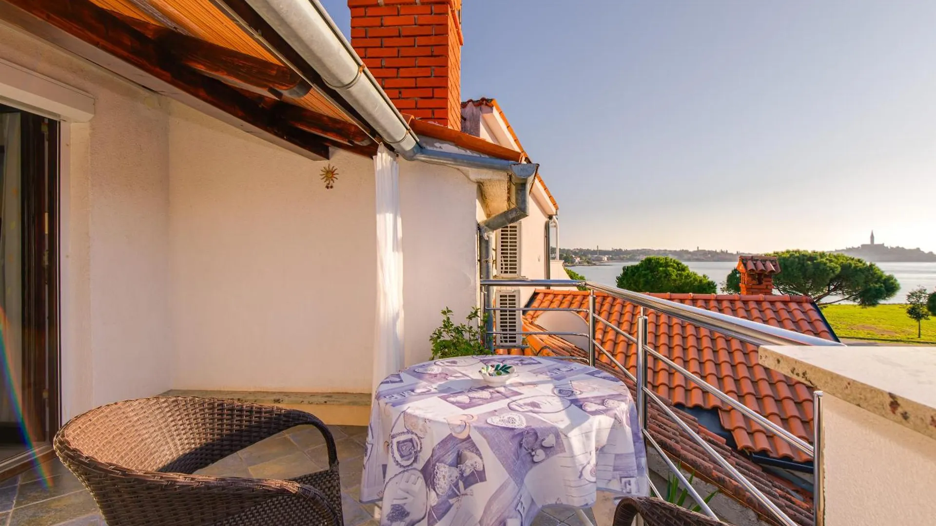 Hotel Rivamare - Rovinj 0*,  Kroatien